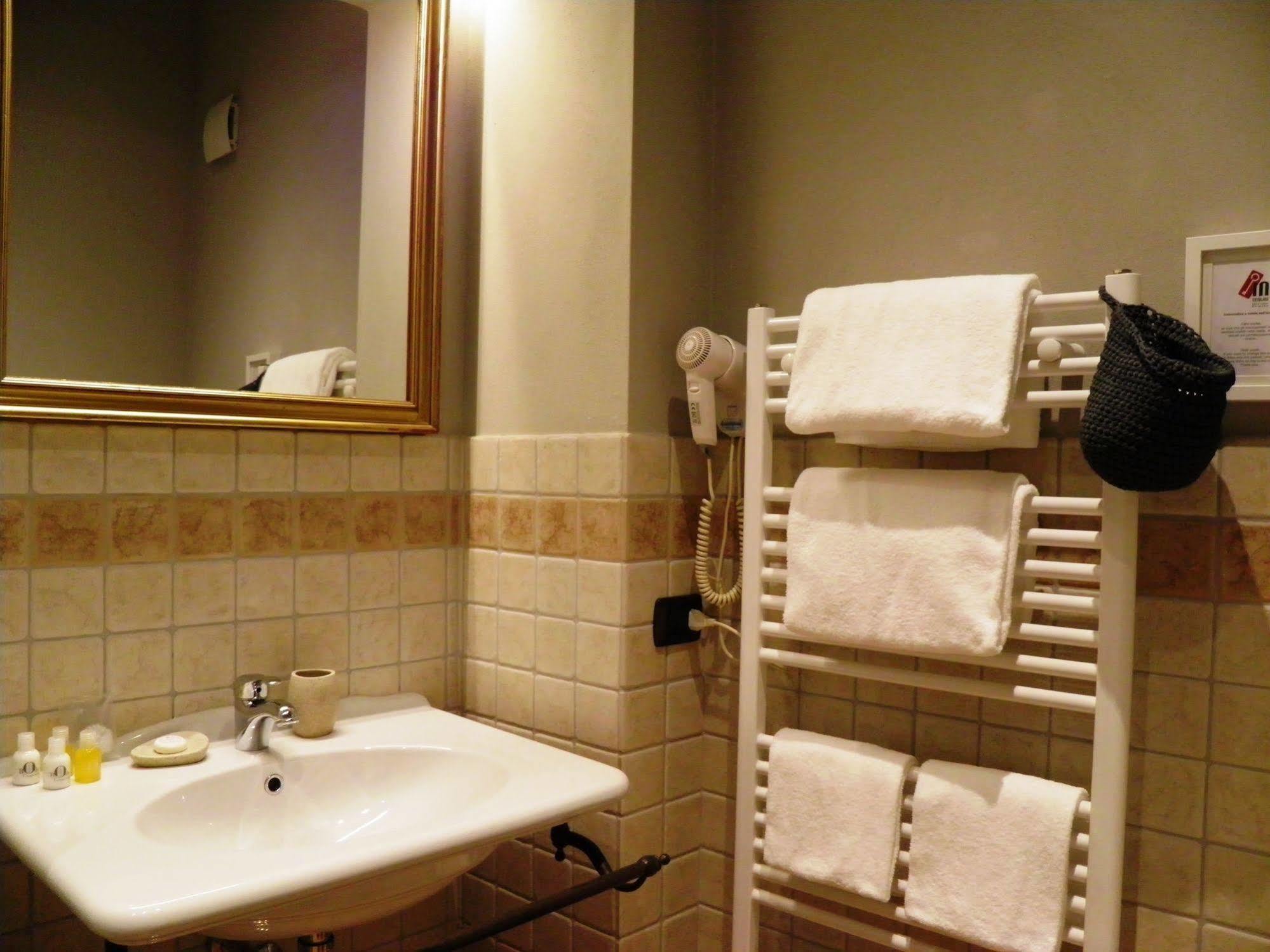Bed and Breakfast In Centro Charme Bergamo Exterior foto