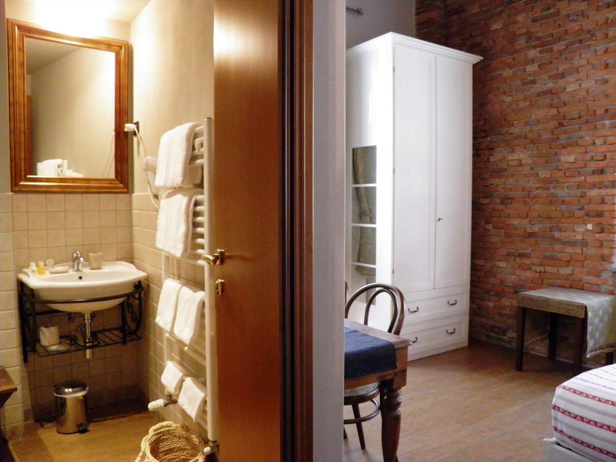Bed and Breakfast In Centro Charme Bergamo Exterior foto